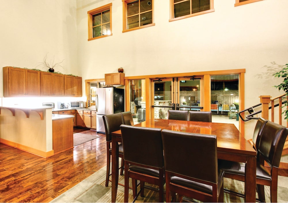 Worldmark Chelan Lake House 38/52