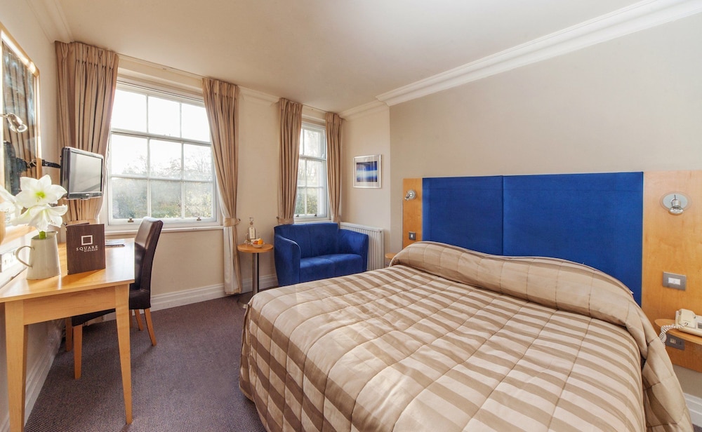 Berkeley Square Hotel 14/73