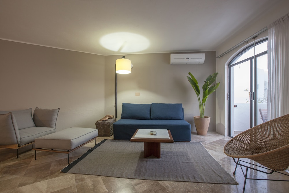 Gaviana Resort 48/69