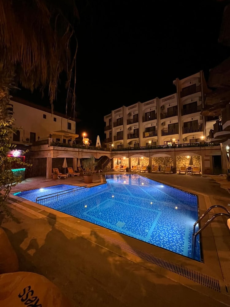 Ates Otel Akyaka 39/46