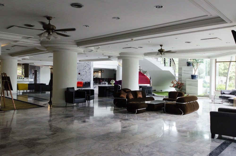 First Pacific Cirrus Hotel 39/50