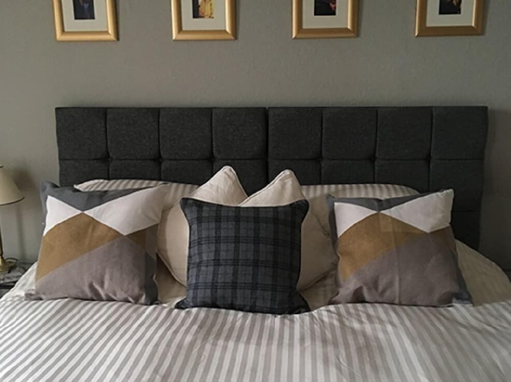 Thornsgill House B&B 10/25