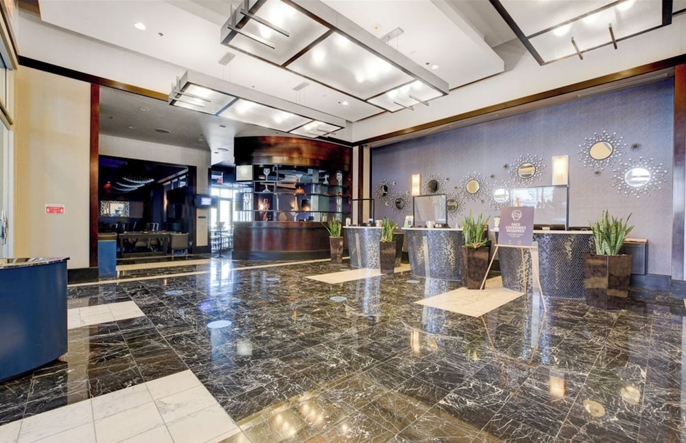 The Platinum Hotel 15/65