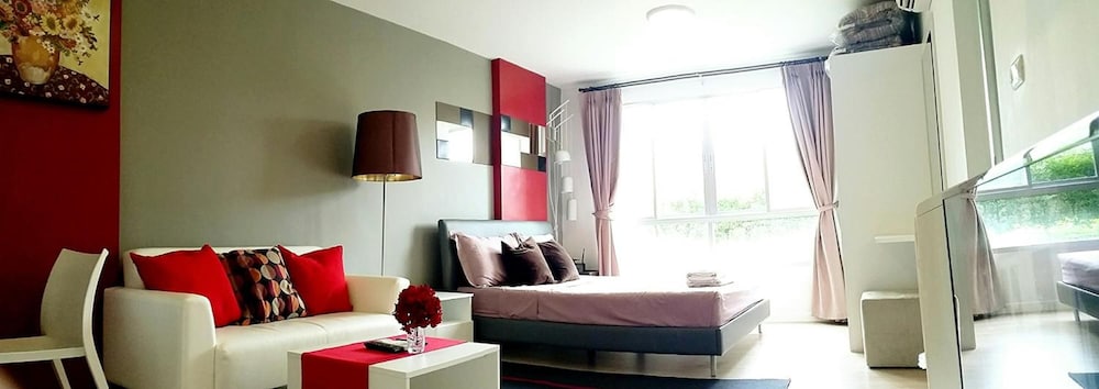 Baan Peang Ploen By Montri 11/36