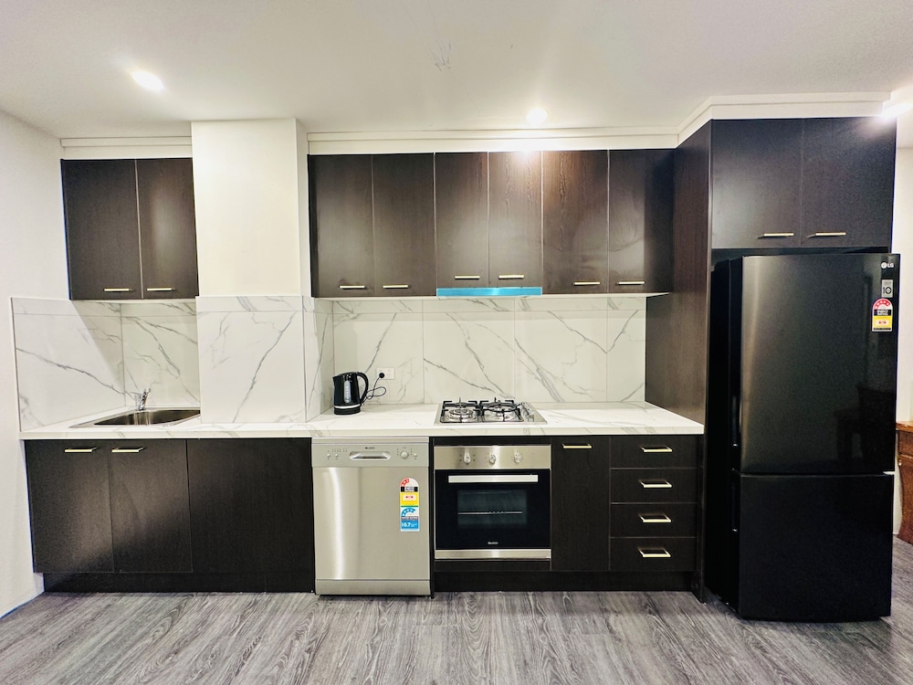 Exodus Dandenong Apartment Hotel 21/50