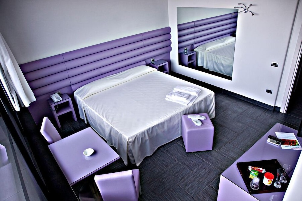 HOTEL MASANIELLO LUXURY 24/41