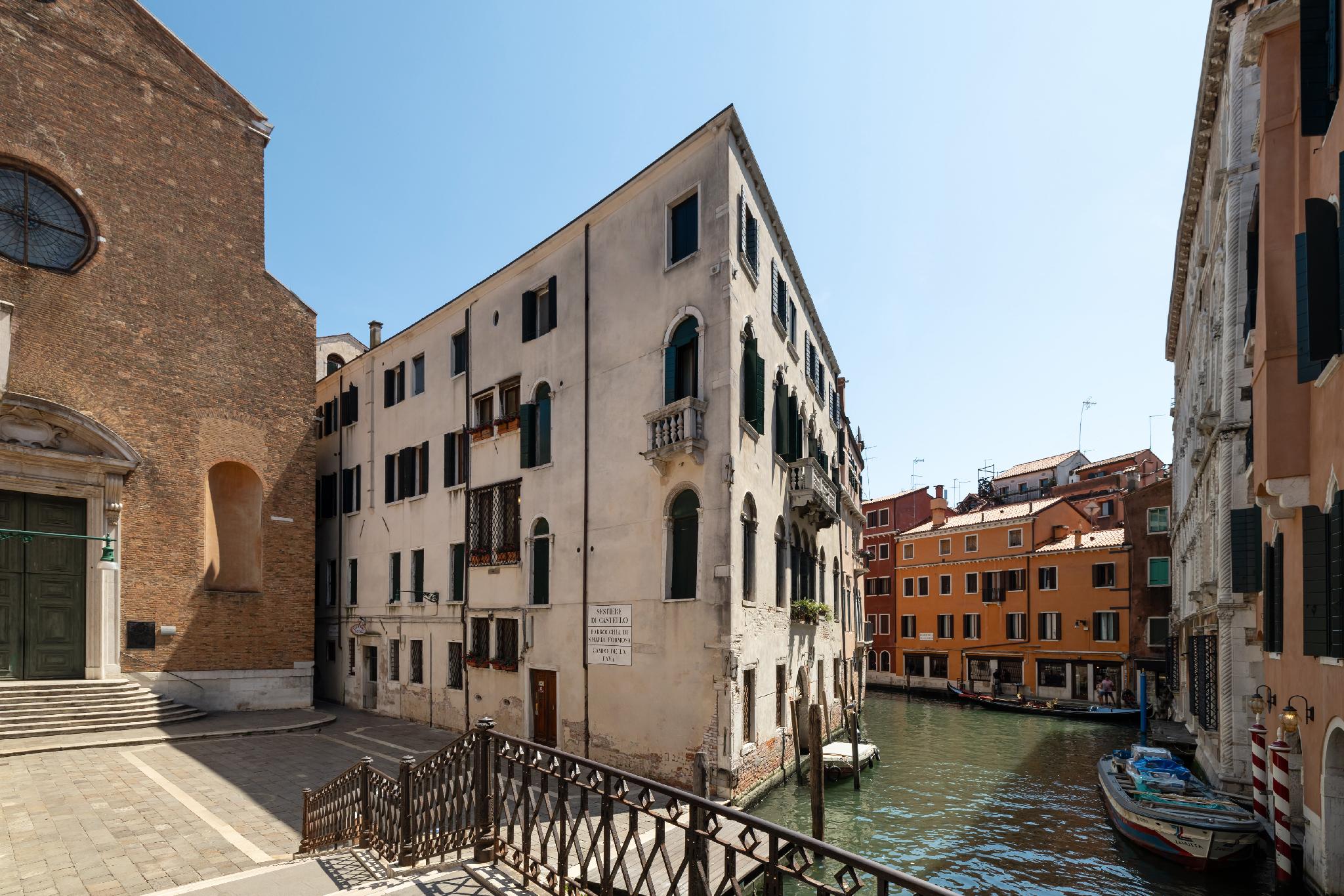 Residence Ca Foscolo 22/24