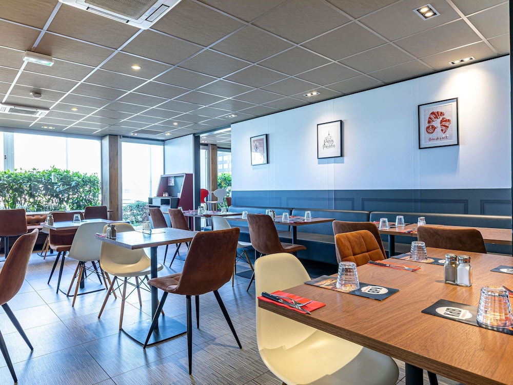Ibis Saint-Denis Stade Ouest 53/71