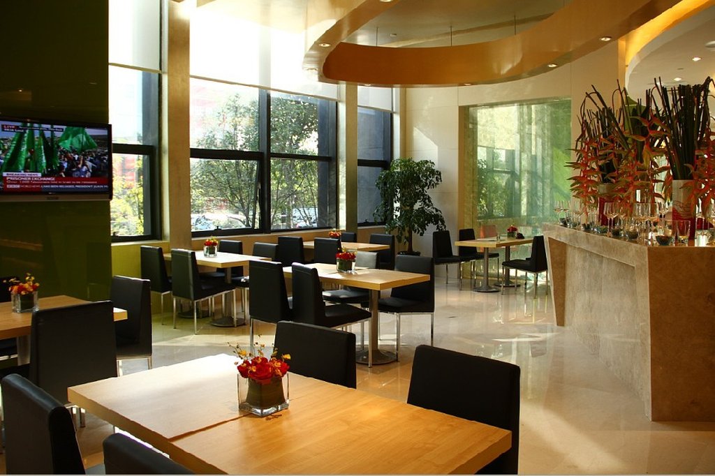 HOLIDAY INN EXPRESS NANTONG XINGHU 16/33