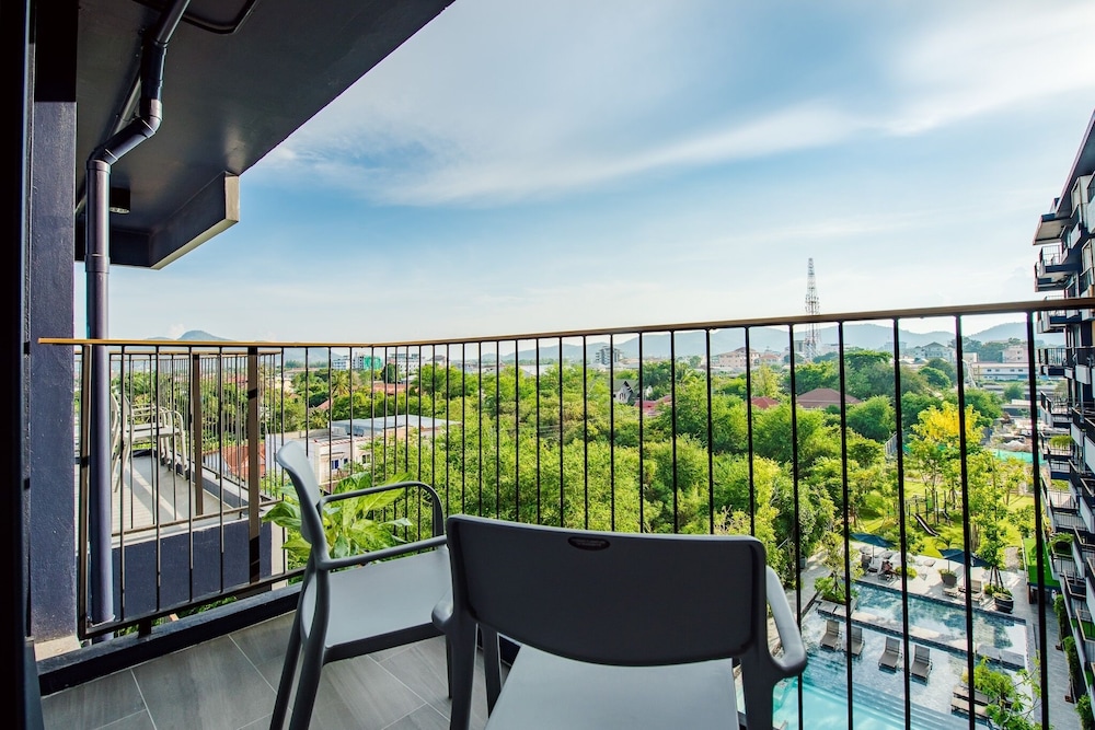 Seamira House Hua Hin 47/50