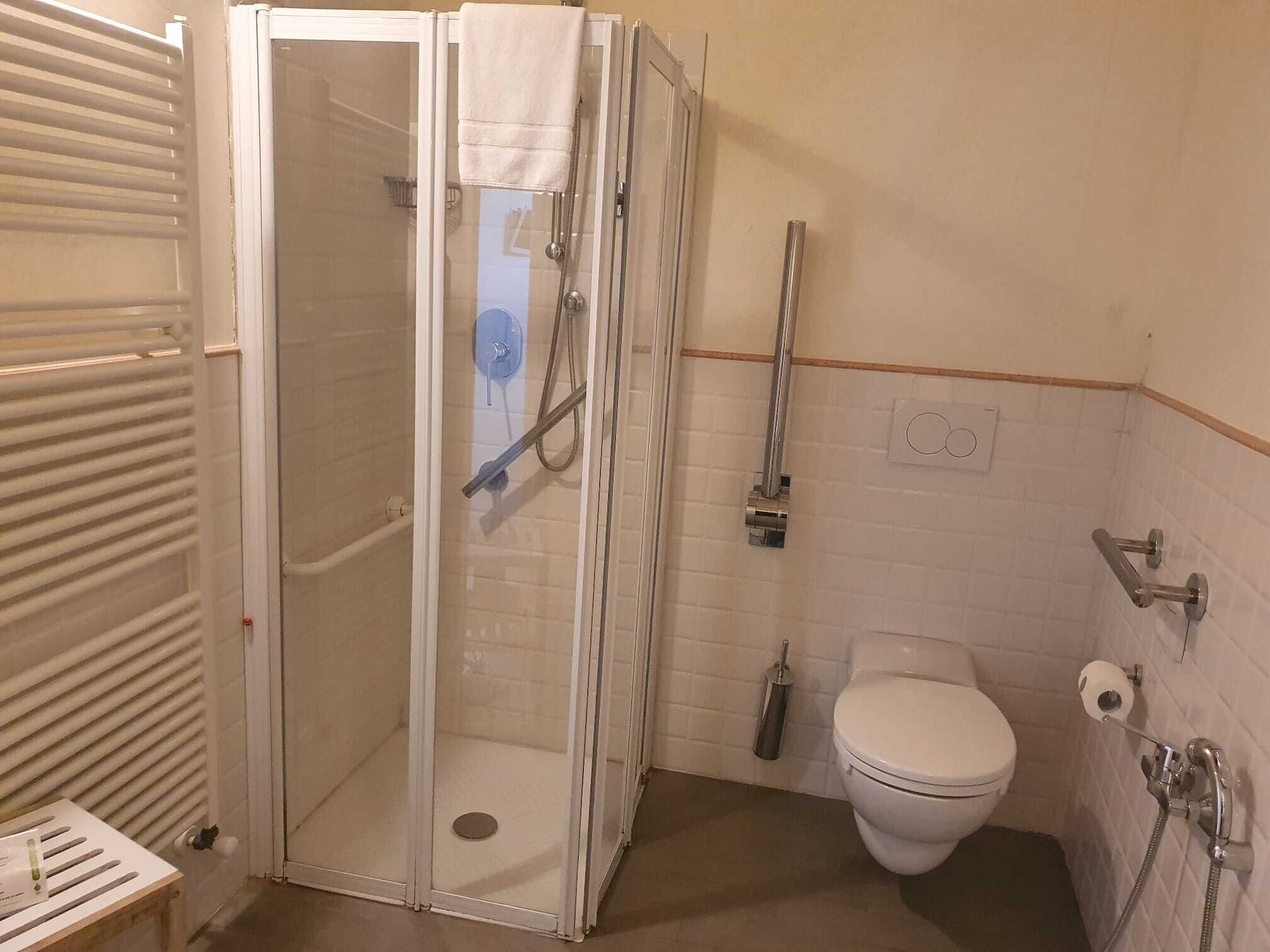 غرفة اقتصادية بسرير مزدوج أو سريرين منفصلين، Hotel Villa Moron 4/5