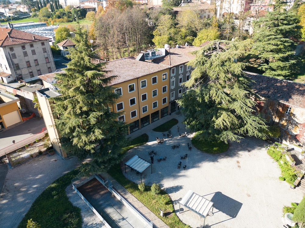 Hotel San Pancrazio 6/50