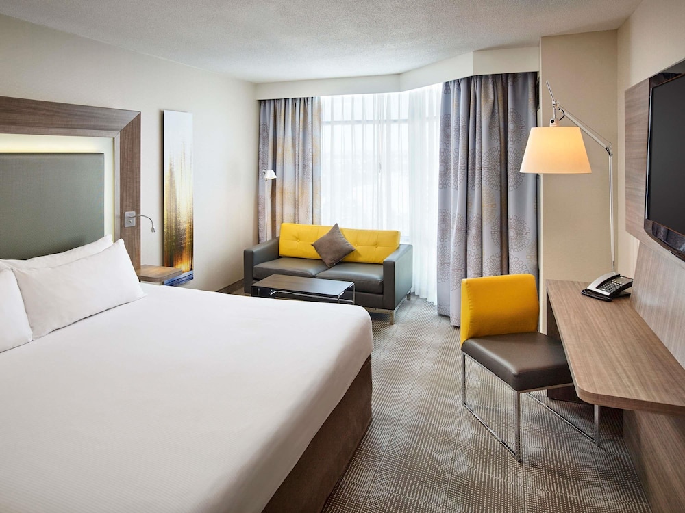 Novotel Toronto North York 32/72