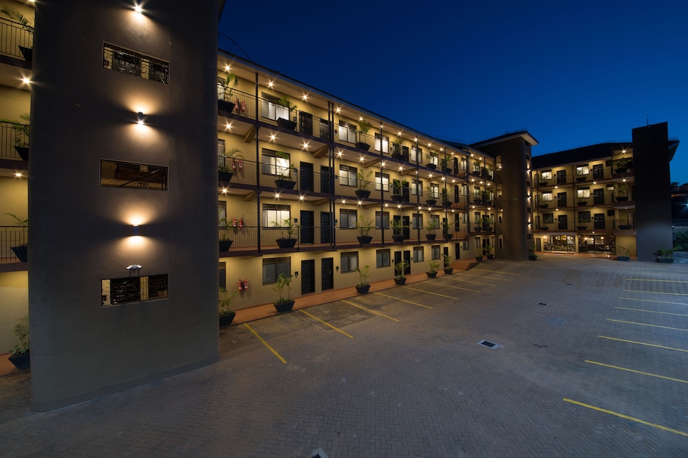 Kitante Apartments 42/50