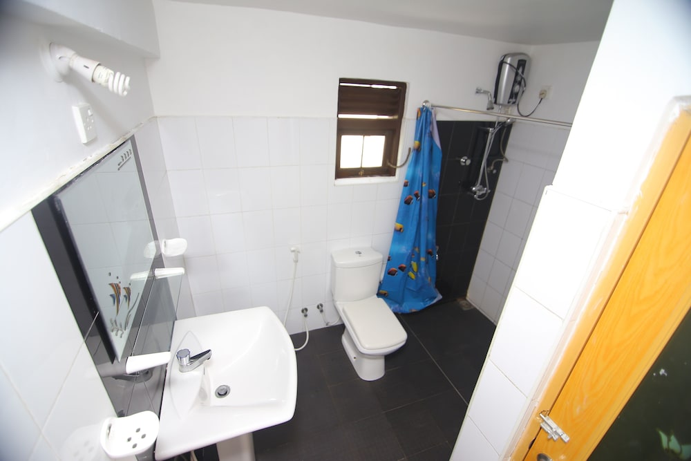 Thilaka City Hotel 44/44