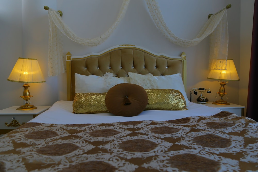 Huri & Nuri Hotel 25/45