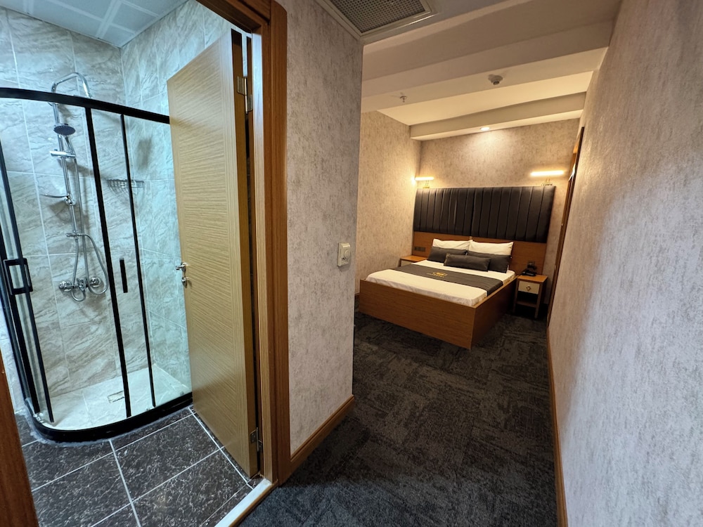 E5 Park Hotel 24/41