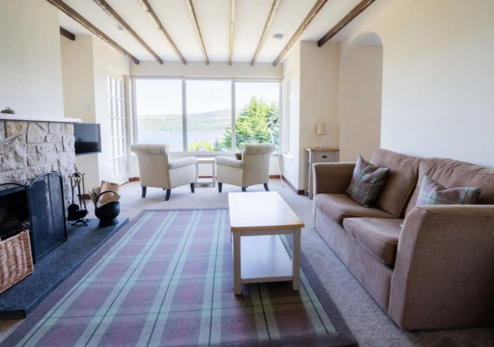 Loch Ness Cottages 37/50