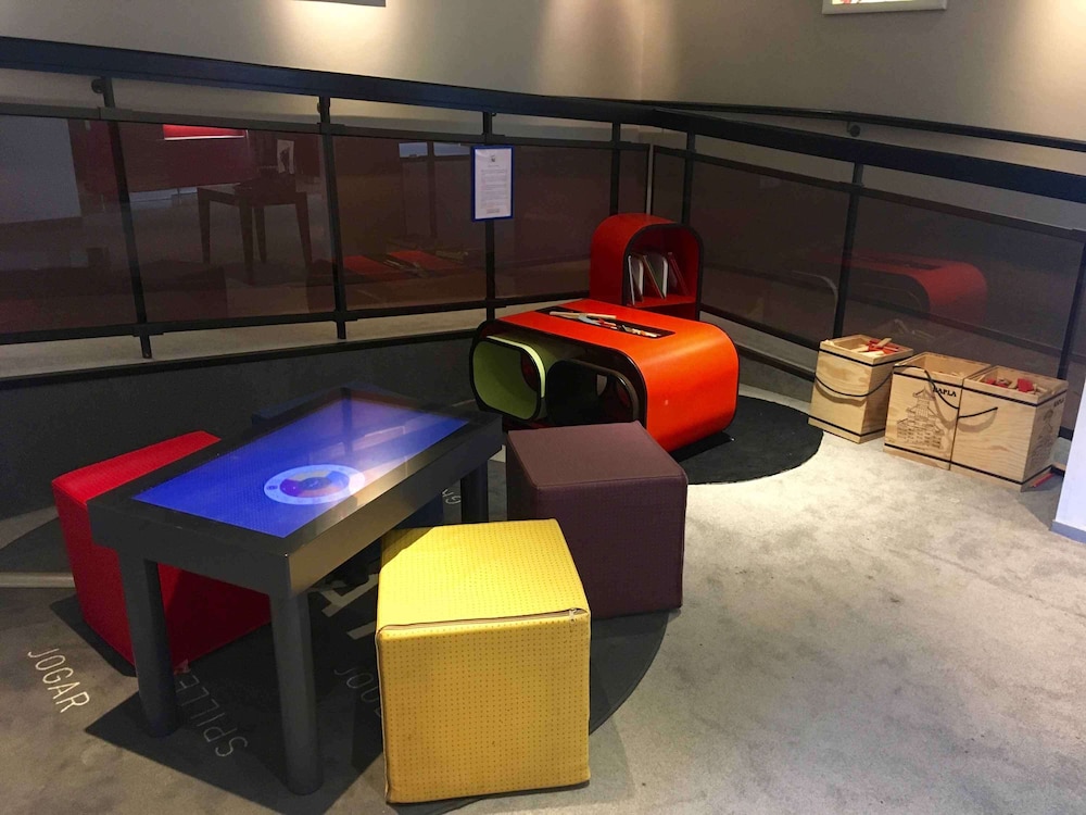 Novotel Bordeaux Merignac 69/82