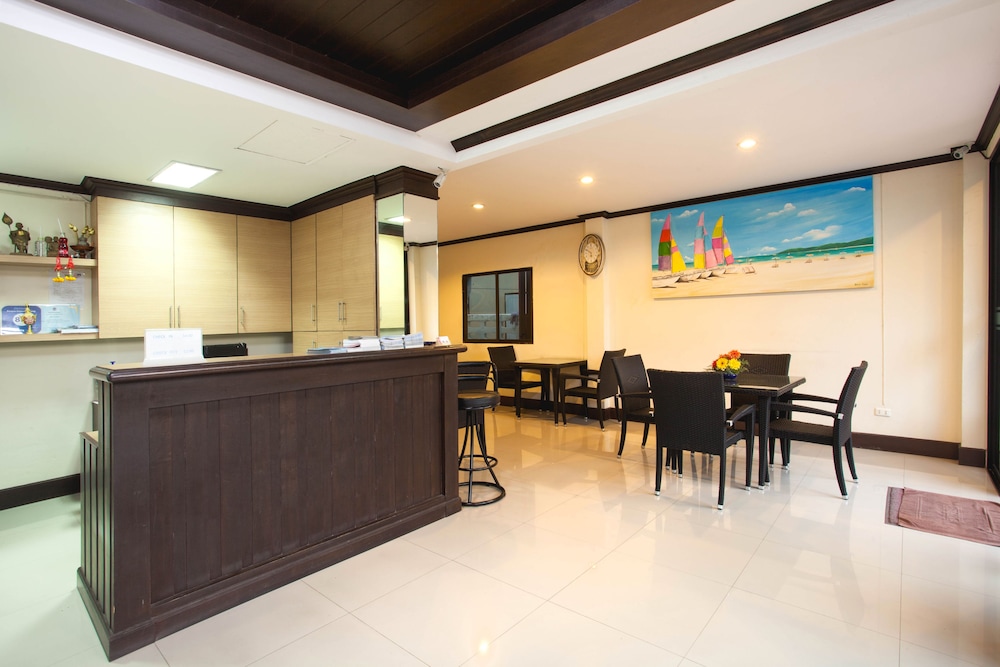 Paripas Express Hotel Patong 13/35