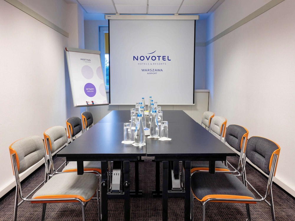 Novotel Warszawa Airport 45/55