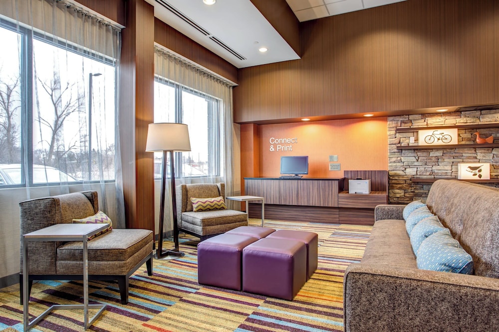 Fairfield Inn Suites Springfield Holyoke 22/35