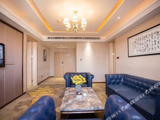 Falaide International Hotel 21/22