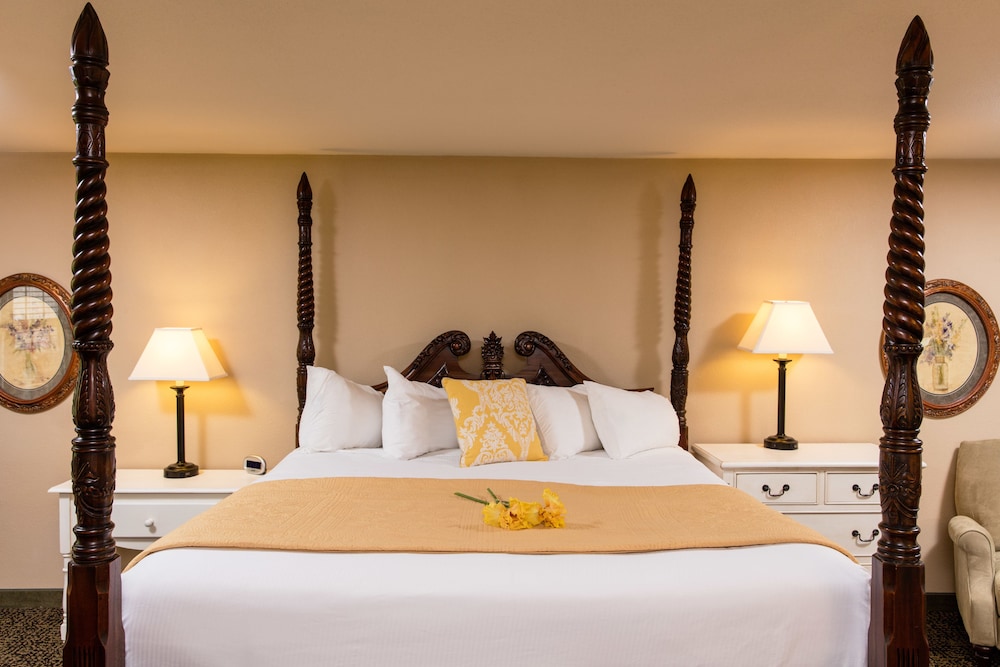 Wyndham Garden Galena Hotel & Day Spa 13/73