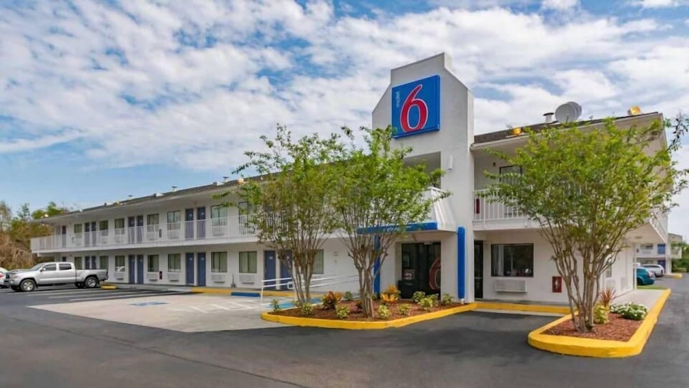 Motel6 Ft. Pierce, FL 46/60