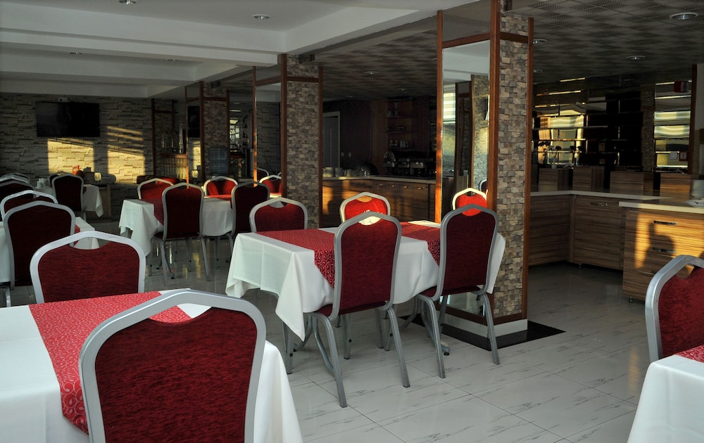 Lion City Hotel Ankara 39/50