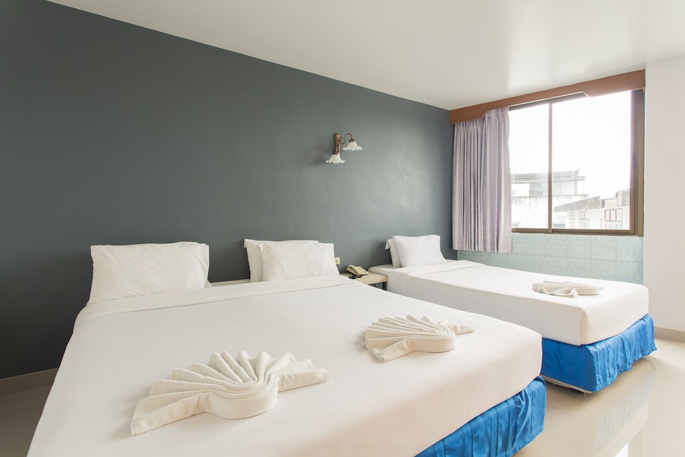 City Hotel 11/50
