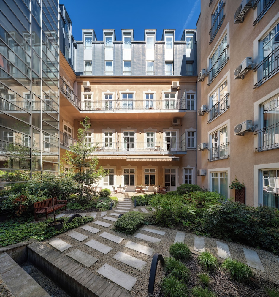Mamaison Residence Izabella Budapest 45/49