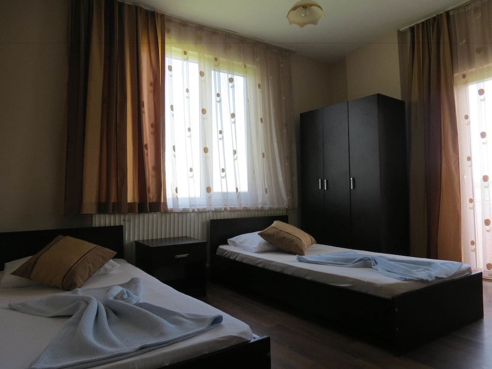 Cakil Apart 8/40