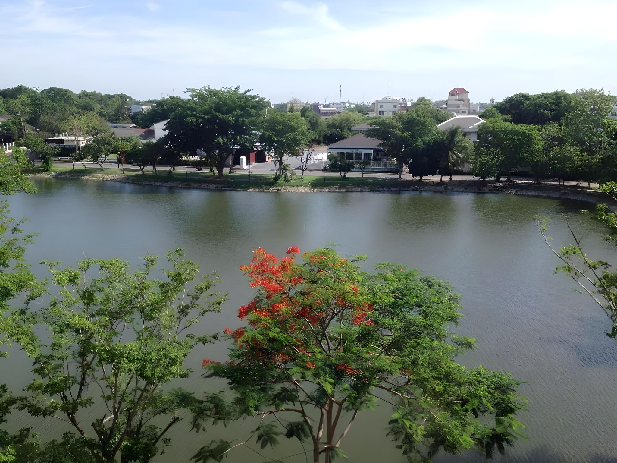 Kamon Thara 18/28