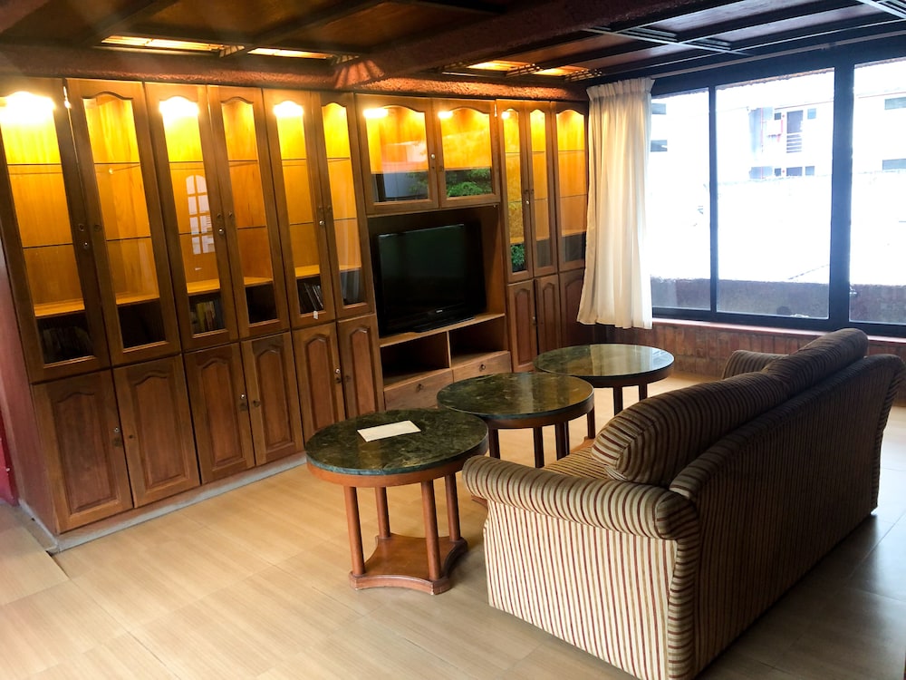 Hotel O I.villa Inn 44/56