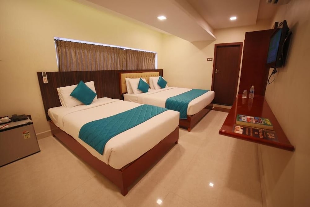 Oyo 14759 Hotel President 21/55