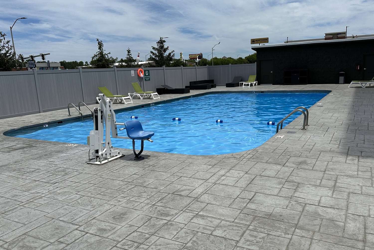 La Quinta Inn & Suites by Wyndham Indianapolis South 43/46