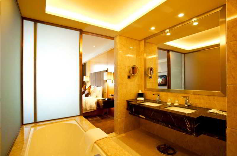 Gardenview Hotel 23/25