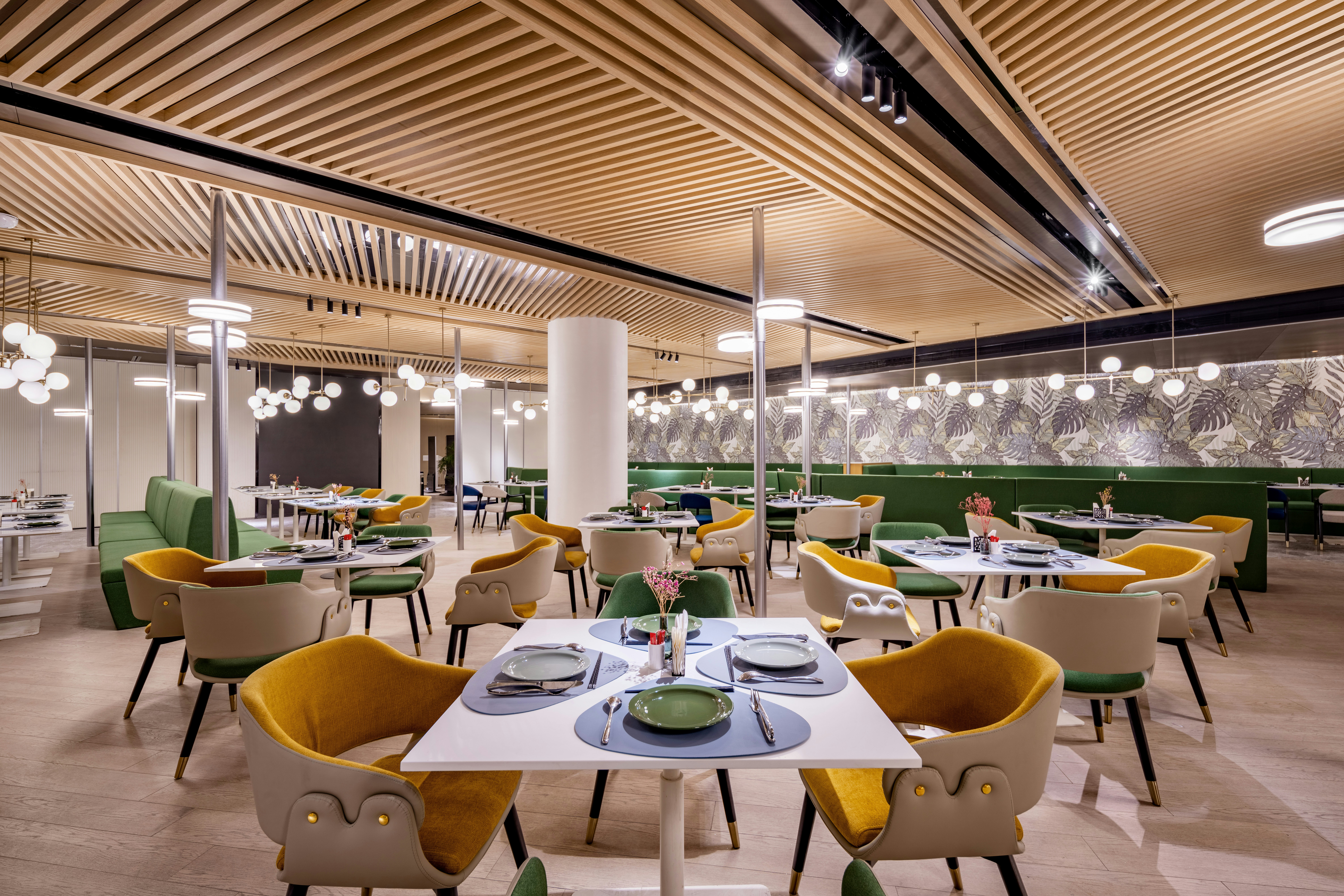 Hilton Garden Inn Nanjing Hexi Olympic Sports Center 42/44