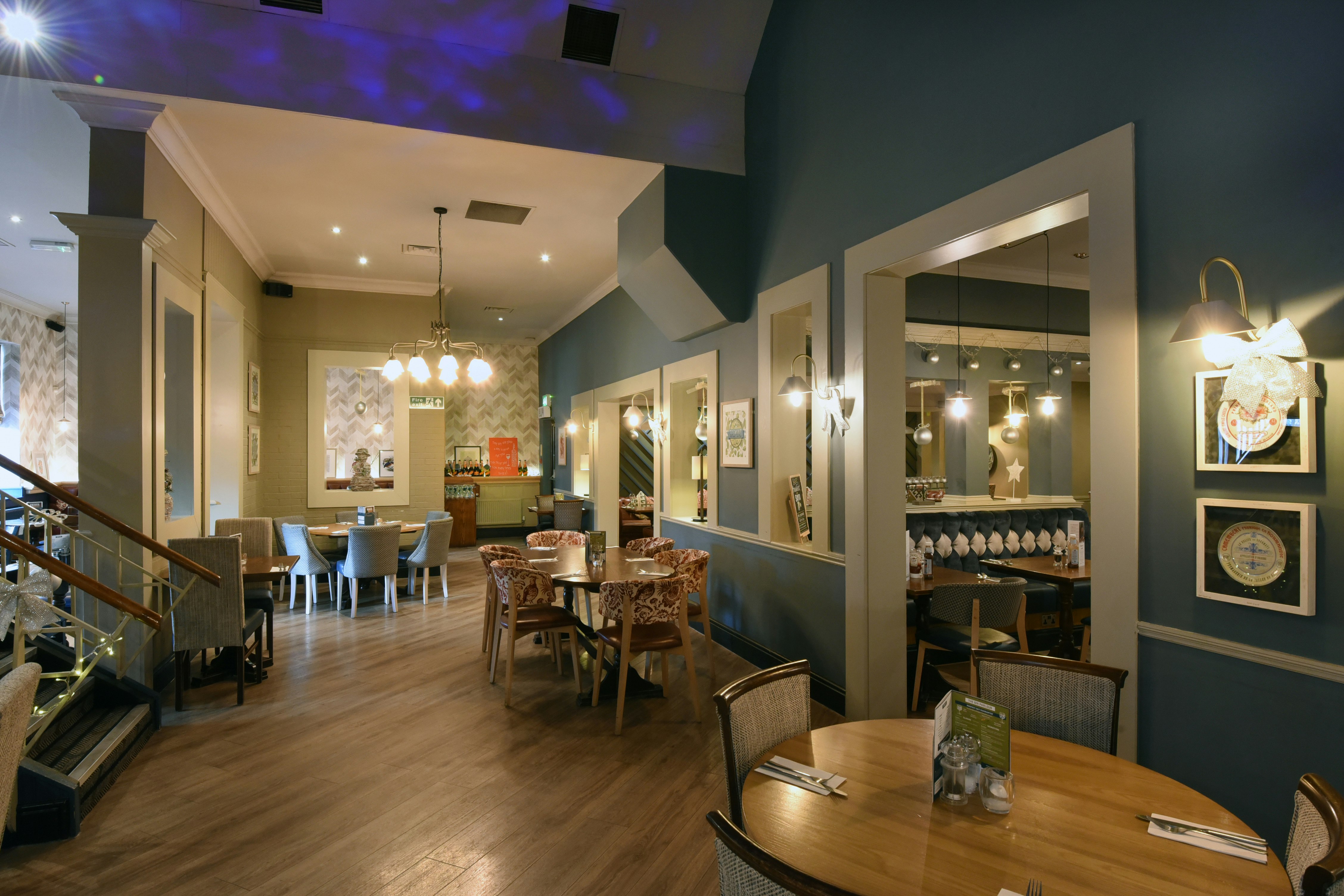 The Waterside Hotel 42/48