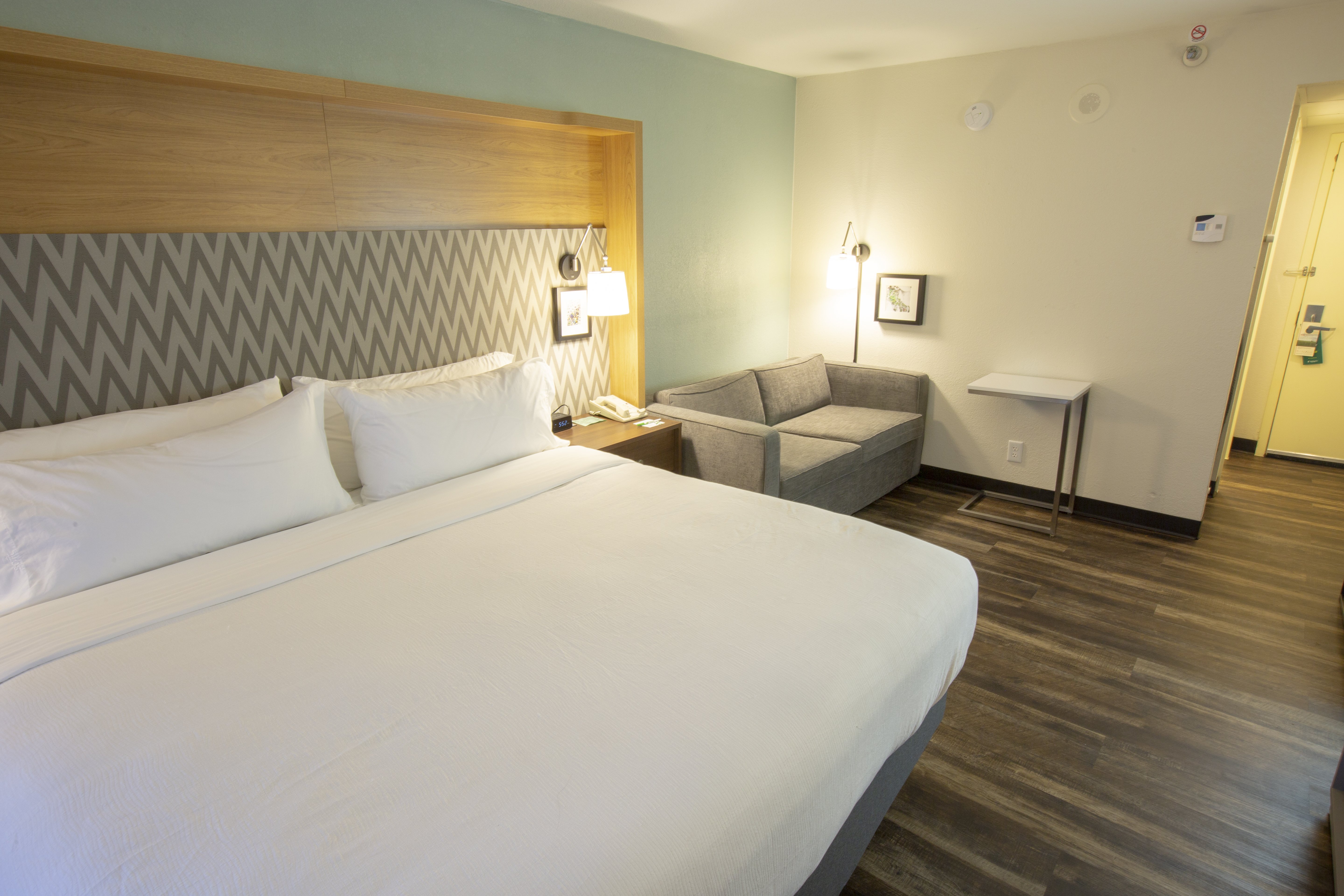 Holiday Inn Orlando International Airport 14/72