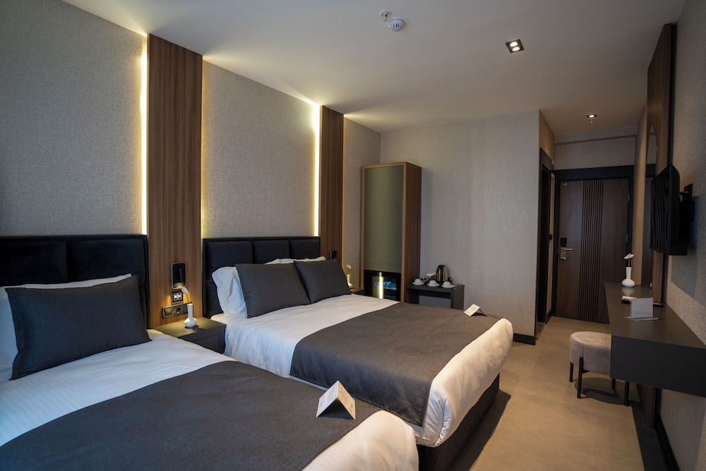 Kucuk Velic Hotel 28/71
