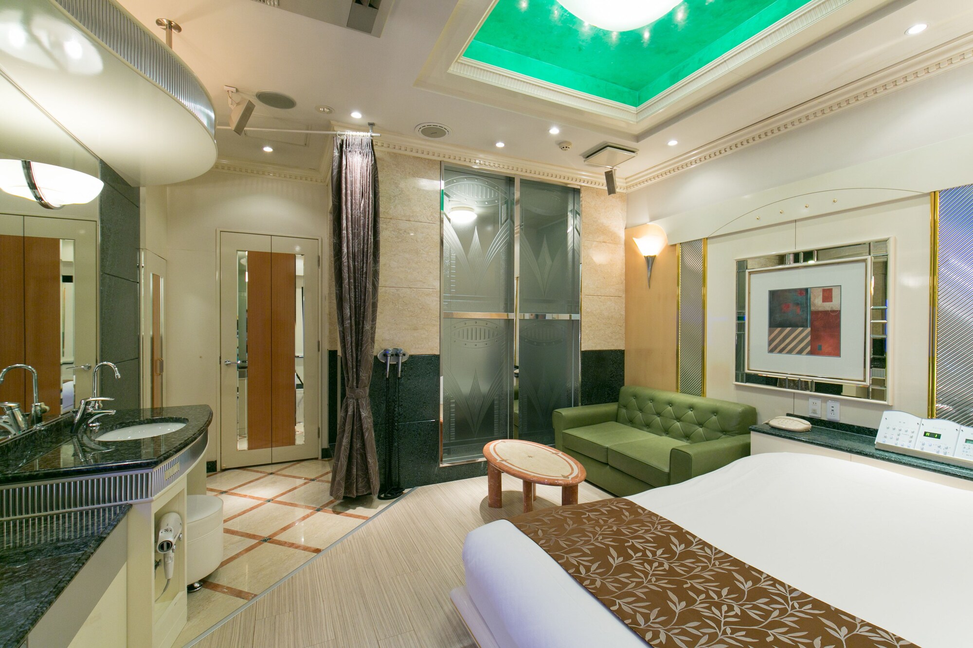SUPERIOR, DOUBLE BED