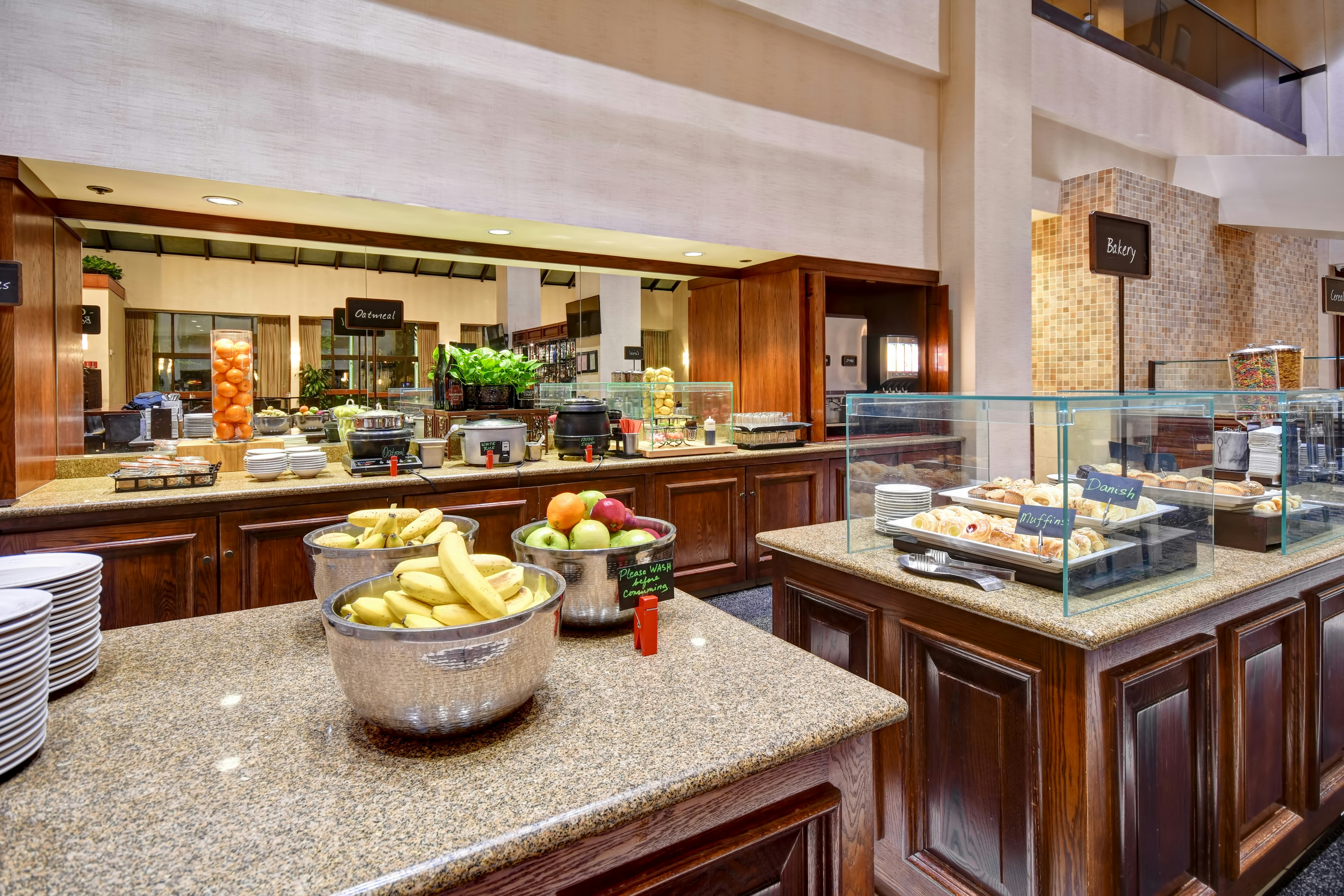 Embassy Suites by Hilton Santa Clara Silicon Valley 21/45
