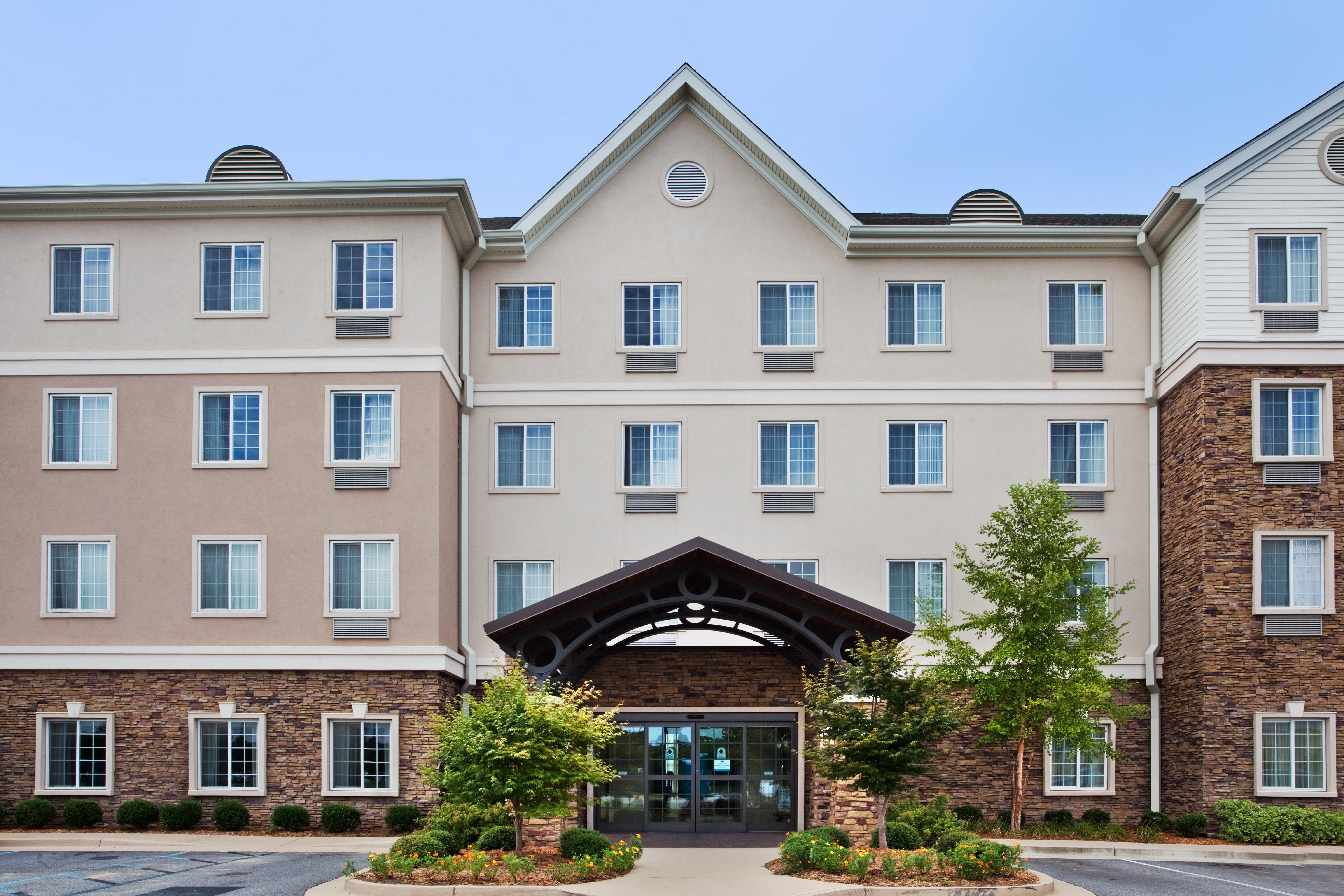 Staybridge Suites Columbus - Fort Moore 2/32