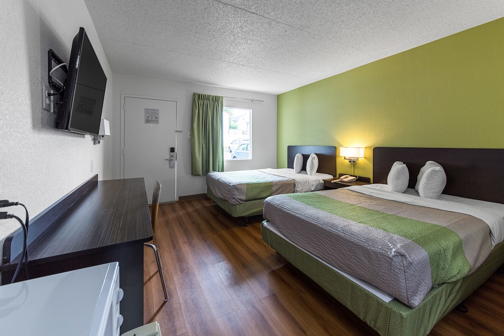 Motel6 Warminster, PA 27/48