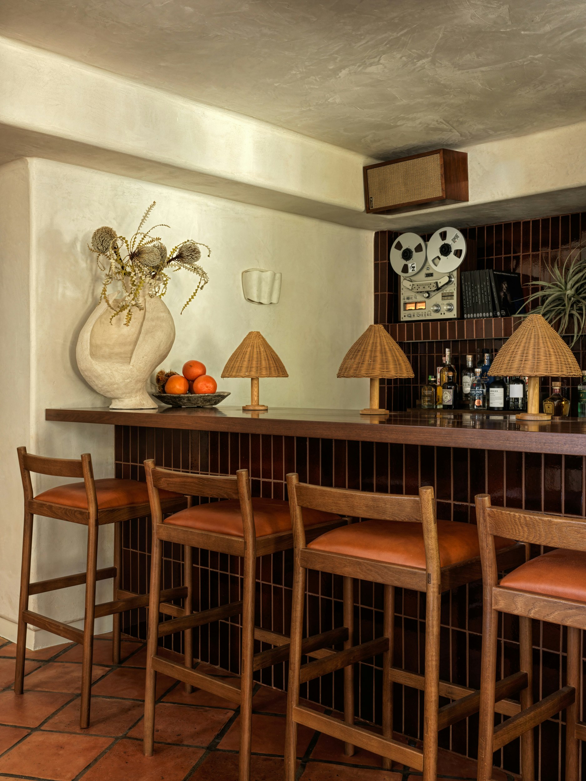 Casa Loma Beach Hotel 48/57