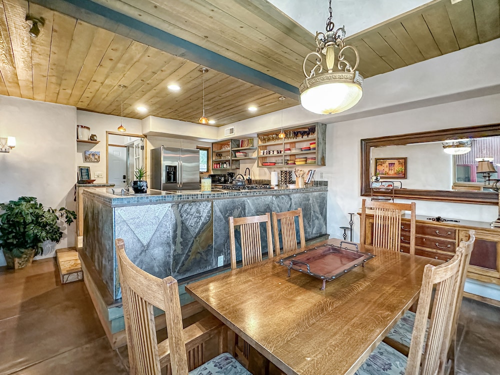 Matterhorn Inn 56/70