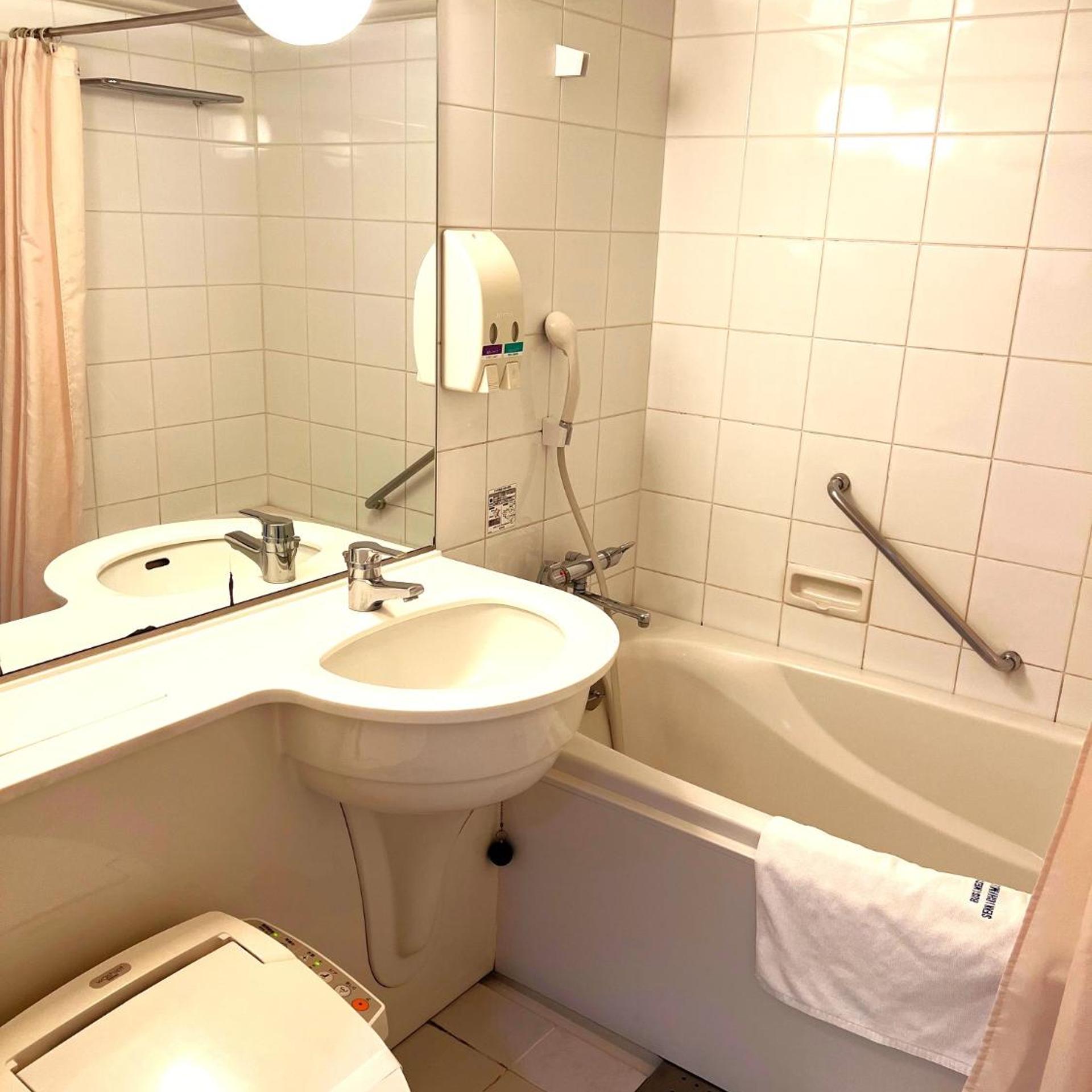 Business Inn Sennichimae Hotel 63/66