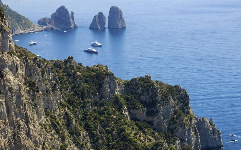 La Ninfa Di Capri 30/45